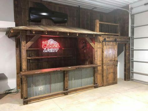 Country Bar Decor Ideas, Man Cave Garage Bar, Shop With Bar Area, Rustic Shop Ideas, Barndominium Bar, Organizing Ideas For Garage, Rustic Garage Bar Ideas, Shop Bars, Rustic Workshop