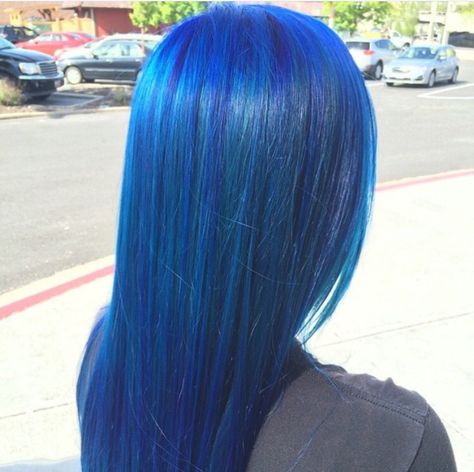 Electric Blue Hair, Colored Hairstyles, Blue Hair Aesthetic, Bright Blue Hair, Dark Blue Hair, Cabello Hair, Hair Dyes, Hair Streaks, Dyed Hair Inspiration