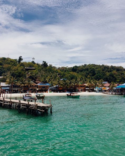 Koh Rong main strip Koh Rong Cambodia, Gap Year Travel, Nova Godina, Cambodia Travel, Travel Plan, Winter Sun, Summer Trip, Angkor Wat, Dream Vacation