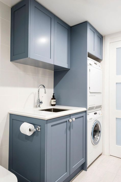 Small Utility Wc Room Ideas, Utility And Wc Room Ideas, Laundry Bathroom Layout, Small Laundry Renovation, Utility Wc Room Ideas, Annexe Ideas Layout, Blue Utility Room, Small Bathroom With Laundry, Bathroom Design Grey