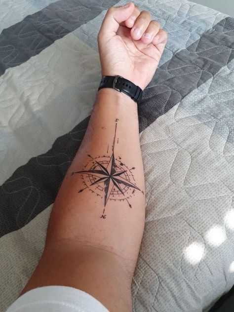 Compass Rose Tattoo Men Forearm, Male Compass Tattoo, Forearm Compass Tattoo Men, Men Compass Tattoo Ideas, Rose Des Vents Tattoo, Small Arm Tattoos For Guys Forearm, Forearm Compass Tattoo, Compass Tattoos Arm, Compass Tattoo Ideas