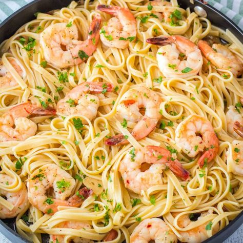 Shrimp Scampi is a classic dish loaded with garlic, butter, and sweet shrimp cooked to perfection. Serve over pasta for a quick and easy dinner you'll love! Best Shrimp Scampi Recipe, Appetizer Dinner, Reading Fair, Shrimp Scampi Pasta, Easy Shrimp Scampi, Bread Booze Bacon, Scampi Pasta, Shrimp Scampi Recipe, Juicy Shrimp