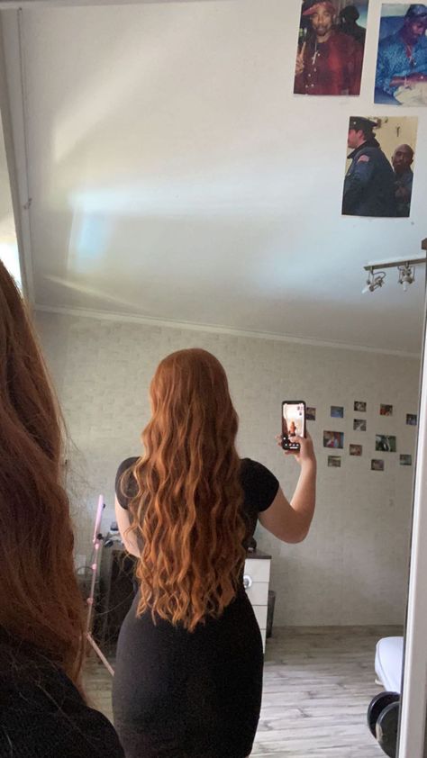 Ginger girl, red hair ginger hair long ginger hair Ginger Wallpaper, Long Ginger Hair, Tan Ginger, Red Hair Ginger, Ginger Hair Girl, Dark Ginger Hair, Hair Ginger, Waist Length Hair, Red Hair Inspo