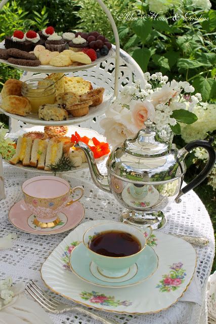 Aiken House & Gardens Garden Tea Party Aesthetic, Elegant Tablescapes, Vintage High Tea, Vintage Tea Parties, Spring Picnic, Mini Quiches, High Tea Party, Mini Quiche, House Gardens