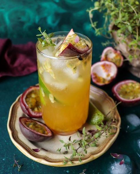 Passion Fruit Green Iced Tea | Havoc in the Kitchen Passion Fruit Green Tea, Fruit Green Tea, Green Iced Tea, Cold Green Tea, Passion Fruit Tea, Green Tea Recipes, Lavender Lemonade, Watermelon Lemonade, Refreshing Summer Drinks