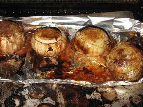 Grilled Whole Onions In Foil, Onions On The Grill, Bbq Onions In Foil, Grilled Onions In Foil, Smoked Onions In Smoker, Onion Blossom Recipe, Smoker Grill Recipes, Baked Onions, Blooming Onion