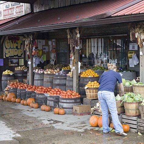 Poor Farmer’s Market Mountain Lodges, Jams And Jellies, Blue Ridge Georgia, Fried Pies, Blue Ridge Ga, North Carolina Travel, Nc Mountains, Virginia Is For Lovers, North Carolina Mountains