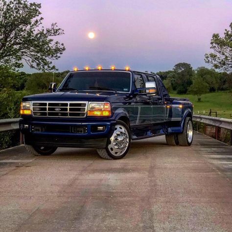 Obs Dually, F350 Dually, Ford Crew Cab, Ford Obs, Obs Ford, Mini Photo Shoot, Dodge Diesel, Ford Ranger Truck, Ford Powerstroke