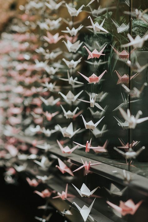 A Modern, Contemporary, Japanese Inspired Wedding at Devonshire Terrace in London | Love My Dress® UK Wedding Blog Japanese Inspired Wedding, Japanese Wedding Theme, Paper Crane Wedding, Gift Origami, Asian Inspired Wedding, Japanese Party, Origami Birds, Japan Wedding, Origami Ornaments