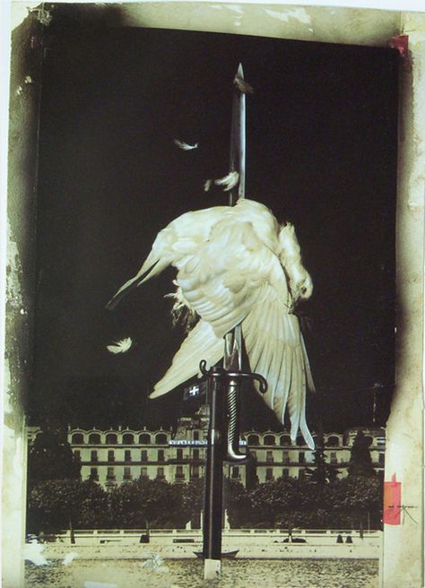 John Heartfield, Punk Poster, Exhibition Display, Art Story, Stage Set, French Artists, Art Display, Visual Artist, Sake