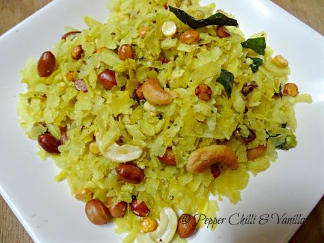 patal poha chiwda/chivda recipe/Diwali namkeen Poha Chivda, Gujarati Snacks, Chicken Cutlet Recipes, Poha Recipe, Diwali Snacks, Cutlets Recipes, Spicy Snacks, Microwave Recipes, Indian Snack Recipes