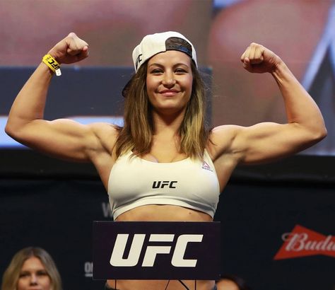 The Hottest (and Deadliest) Female UFC Fighters of All Time Female Mma Fighters, Deadly Females, Miesha Tate, Ufc Women, Female Martial Artists, Ufc Fighters, Mma Women, Female Fighter, Ronda Rousey