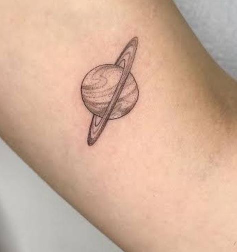 Sun And Saturn Tattoo, Saturn Floral Tattoo, Tattoo Ideas Saturn, Uranus Planet Tattoo, Love You To The Moon And To Saturn Tattoo, Saturn Tattoo Minimalist, Uranus Tattoo, Bestie Tats, Uranus Planet