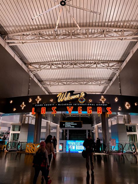 LAS McCarran International Airport Las Vegas Nevada welcome to las vegas PINTEREST: @eva_darling Best Vegas Hotels, Airport Las Vegas, Club Promoter, Best Las Vegas Hotels, Airport Video, Las Vegas Club, Vegas Airport, Las Vegas Trip Planning, Vegas Trip Planning