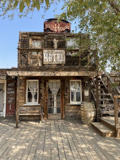 The California Pioneer Town You’ve Probably Never Heard of But Should Definitely Visit - Pioneer Town California, Old West Town Buildings, Western Town Buildings, Western Buildings, Western Village, Pioneer Town, Wild West Town, Western Architecture, Cowboy Town