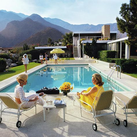 Poolside Glamour Art Print by Slim Aarons. All prints are professionally printed, packaged, and shipped within 3 - 4 business days. Choose from multiple sizes and hundreds of frame and mat options. Slim Aaron, Slim Aarons Photography, Slim Aarons Photos, Kaufmann House, Vintage Pool, Poolside Glamour, Stars D'hollywood, Station Service, Slim Aarons