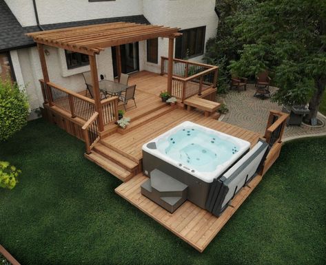 Backyard Landscaping Designs With Hot Tub, Backyard Deck Ideas With Hot Tubs, Back Deck Hot Tub Ideas, Built In Hot Tub Ideas Backyard Deck, Coastal Decks Outdoor Living, Hotub Ideas Deck, Wood Deck With Hot Tub, Backyard Deck With Hot Tub Ideas, Hot Tub Recessed In Deck