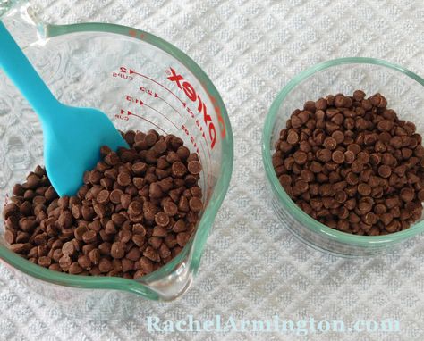 Chocolate For Molds Recipe, How To Make Chocolate Candy With Molds, Molding Chocolate Recipe, Molded Chocolate Candy, Melting Chocolate For Molds, Making Chocolate Candy In Molds, Chocolate Mold Recipes, Chocolate Molds Ideas, Molded Candy