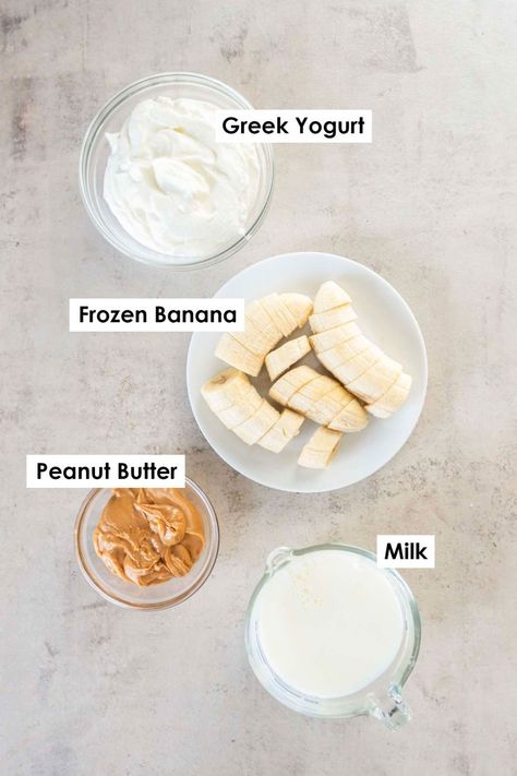 The BEST Peanut Butter Banana Smoothie! This healthy high protein smoothie is thick, creamy and refreshing. Easy 4-ingredient recipe! Smoothie With Protein Shake, High Protein Banana Smoothie, Best Banana Smoothie Recipe, Peanut Butter Banana Smoothie Healthy, Peanut Butter Smoothie Recipes, Yogurt Protein Smoothie, Healthy High Protein Smoothies, Peanut Butter And Banana Smoothie, Banana Smoothie Recipe Healthy