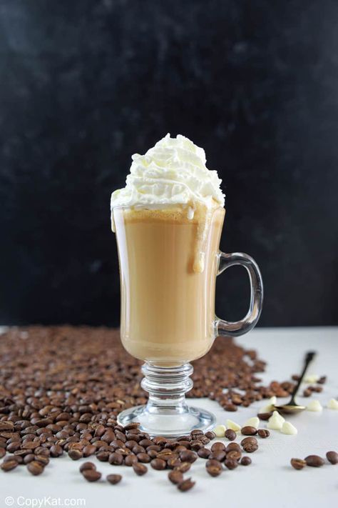 Save money and make a Starbucks White Chocolate Mocha at home with this easy DIY copycat recipe and video. Only 4 simple ingredients needed. #coffeelove #whitechocolate #mocha #starbucks #copycat #copycatrecipes #coffeedrinks #coffeehacks Starbucks White Mocha Recipe, White Chocolate Mocha At Home, Starbucks Green Tea Frappuccino, White Chocolate Coffee, Starbucks White Chocolate, Mocha At Home, White Chocolate Sauce, Mocha Recipe, Starbucks Caramel