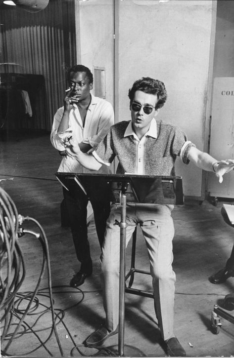 Miles Davis and Michel Legrand... Michel Legrand, Jazz Trumpet, Jazz Artists, Smooth Jazz, Miles Davis, Jazz Musicians, Jazz Blues, Jazz Festival, Blues Music