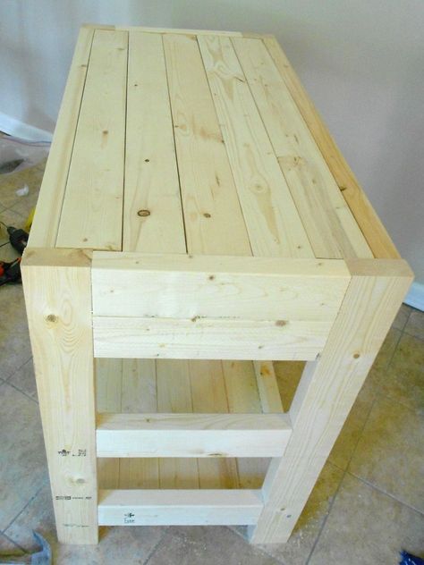 Hometalk | DIY $30 Kitchen Island Made With 2x4s Design Kitchen Island, Hometalk Diy, Diy Kitchen Island, Diy Holz, Wood Plans, Diy Interior, Into The Woods, Easy Woodworking Projects, Settee