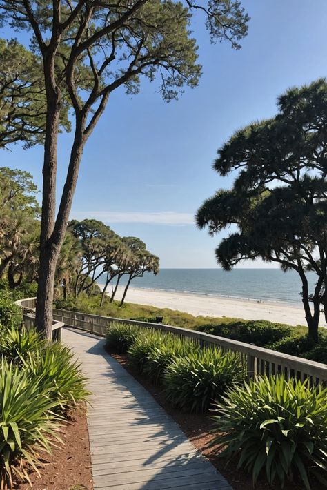 Island Escape: Discover the Luxurious Charm of Hilton Head Island Isle Of Palms South Carolina, Top Golf Courses, Hilton Head Island South Carolina, South Carolina Homes, Southern Culture, Island Pictures, Hilton Head Island Sc, Harbour Town, Clean Beach