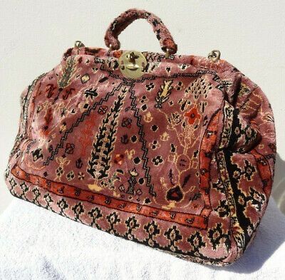 Womens Weekender Bag, Trolley Bags, Carpet Bag, Tartan Design, Vintage Purses, Beautiful Bags, Women's Bags, Weekender Bag, Handbags On Sale