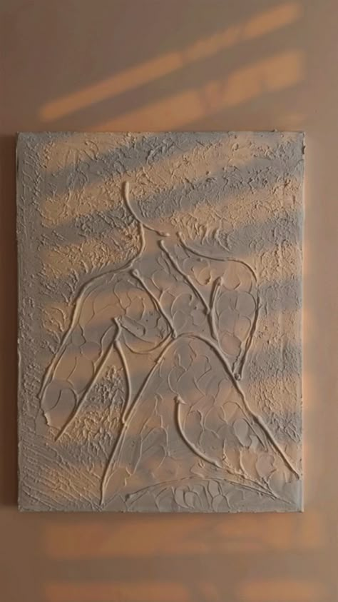 Textured Art For Beginners, Textured Canvas Art With Words, Plaster Canvas Art Diy, Spackle Art Texture Diy, Diy Plaster Art Canvas, Canvas Plaster Art, Spackle Art, Bathroom Canvas Art, Female Silhouette