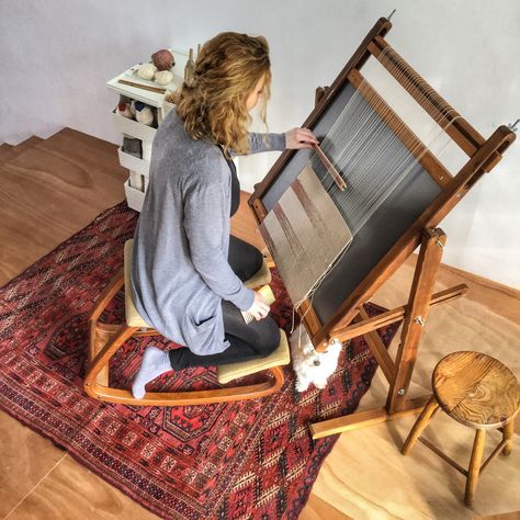 Loom Photography, Weaving Aesthetic, Kneeling Chair, Tree Watercolor Painting, Weaving Loom Diy, Medieval Tapestry, Textiles Artwork, Weaving Rug, Weaving Loom