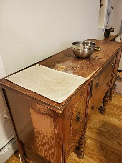 I have wanted an antique sideboard buffet for years! Unfortunately, they can be hard to find for a decent price. I typically see them, unfinished, going for around $500. That was way out of my price range, since I knew I would be repainting it.I was fortunate to find this beauty on the fB Marketplace, for $250! I wasn't about to let that one slip through my fingers! It definitely took some work; but in the end, she turned out exactly how I imagined! The orginal piece This is what she… Antique Sideboard Buffet Makeover, Minwax Gel Stain, Antique Sideboard Buffet, Cabinet Storage Solutions, Antiques Repurposed, Diy Wax Melts, Buffet Makeover, Antique Buffet, Antique Sideboard