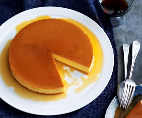 This family-sized creme caramel recipe is served in a large pan rather than individual pots so you can scoop out as much as you need. Creme Caramel Recipe, Custard Dessert Recipes, Recipes Deserts, Easy Custard, Custard Pie Recipe, Roasted Rhubarb, Apple Custard, Weekly Recipes, Caramel Recipe