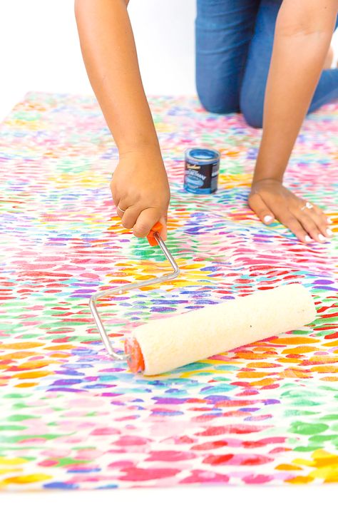 Upcycling, Rug Design Ideas, Drop Cloth Rug, Area Rugs Diy, Mod Podge Fabric, Homemade Rugs, Diy Mod Podge, Crafts For Teens To Make, Painted Rug