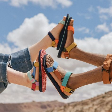 Teva Outfit Summer, Tevas Outfit, Teva Outfit, Teva Sandals Outfit, Bright Sneakers, Outdoorsy Girl, Teva Sandals, Sandals Outfit, Teva Shoes