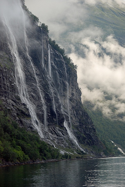 Fjord Norway, Norway Nature, Foggy Mountains, Norway Travel, Radiohead, Travel Inspo, Scandinavia, Nature Pictures, Beautiful World