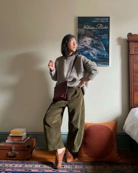 Bug Clothing on Instagram: "@ahistoryofarchitecture in her olive green cotton corduroy Sian trousers 💓" Green Corduroy Pants Outfit Fall, Green Jeans Winter Outfit, Green Cord Trousers Outfit, Olive Green Pants Outfit Aesthetic, Olive Corduroy Pants Outfit, Olive Green Corduroy Pants Outfit, Olive Trouser Outfit Women, Green Jeans Outfit Winter, Olive Green Outfit Aesthetic