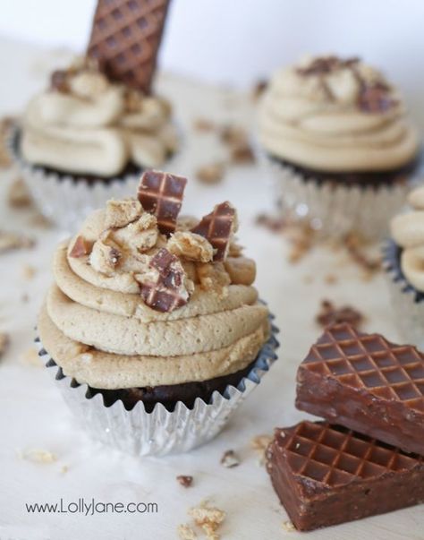 Easy Cupcake Recipe, Nutty Bars, Easy Cupcake Recipes, Easy Cupcakes, Monkey Bread, Peanut Butter Chocolate, Dessert Cupcakes, Yummy Cupcakes, Savoury Cake