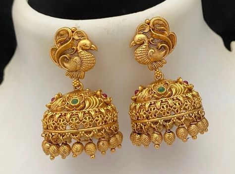 Gold Jimiki Earrings Designs, Jumkas Gold With Grams, Antique Jimikki, Gold Earrings With Price, Golden Jhumka, Jhumkas Gold, Beautiful Gold Earrings, Big Earrings Gold, Pretty Gold Necklaces