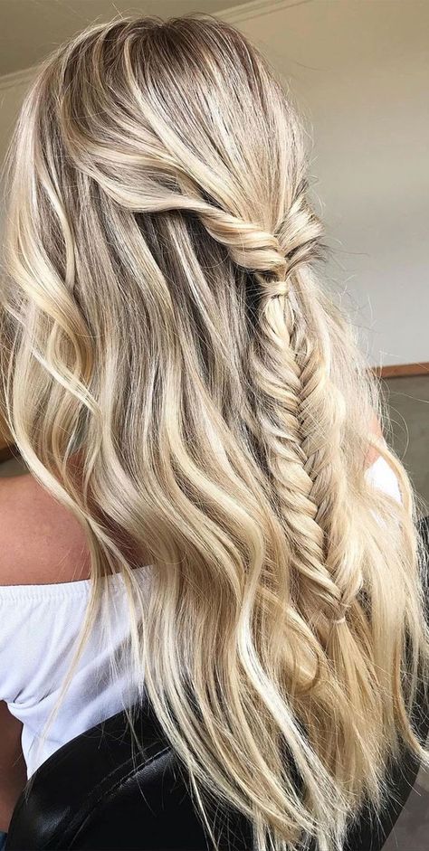 Hairstyles For The Wedding, Half Up Fishtail Braid, Wedding Hairdos, Messy Fishtail Braids, Braid Half Up Half Down, Boho Chic Hairstyles, Fishtail Hairstyles, Half Up Half Down Wedding, Girls Hairstyles Easy