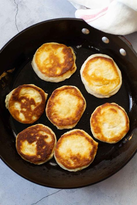 Pan Fried Biscuits, How To Make Canned Biscuits Better, Stove Top Biscuits, Fried Biscuits Recipe, Fried Canned Biscuits, Canned Biscuit Donuts, Using Canned Biscuits, Cowboy Wok, Fried Biscuits