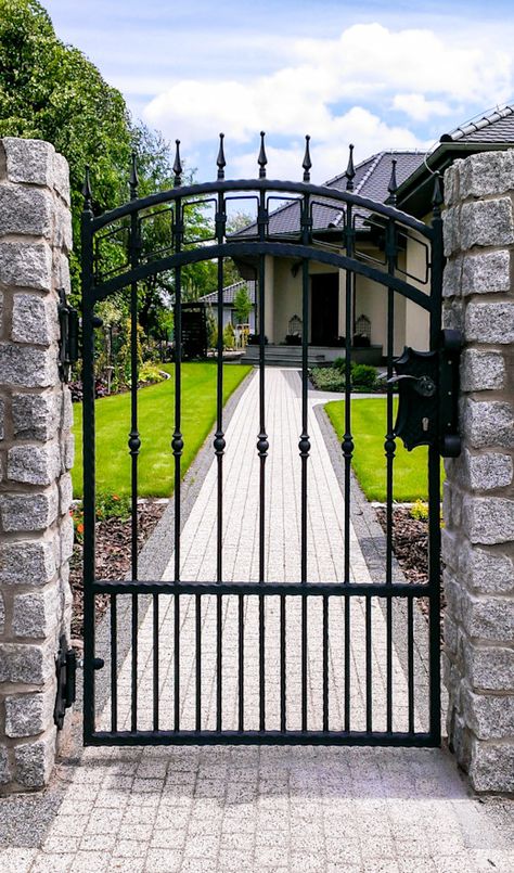 Gated Garden, Gate Garden, Gates Design, Old Garden, Garden Gate, Iron Gate, Garden Gates, Walkway, Gate