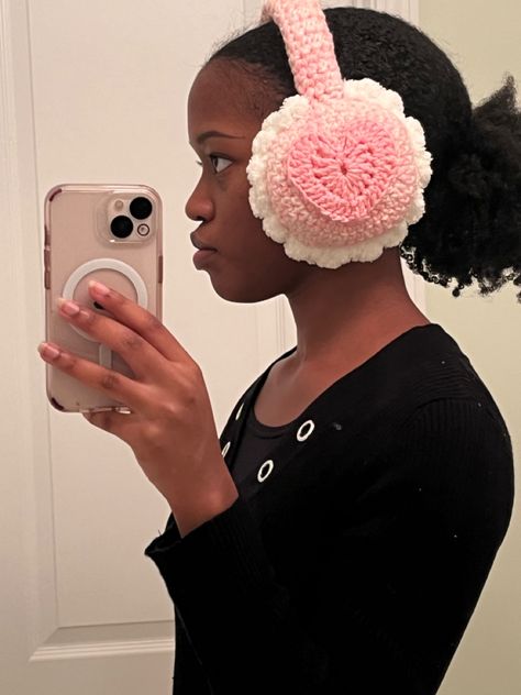 Crochet Ear Muffs Free Pattern, Crochet Earmuffs Free Pattern, Crocheted Earmuffs, Ear Muffs Crochet, Boyfriend Crochet, Crochet Ear Muffs, Crochet Earmuffs, Crochet Pink, Knitting Basics