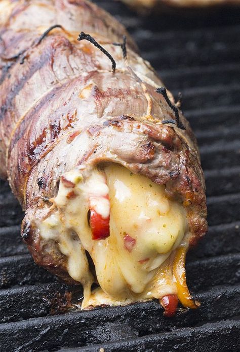 Grilled Stuffed Flank Steak, Vegan Grill, Stuffed Flank Steak, Flank Steak Recipe, Keto Bbq, Flank Steak Recipes, Grilled Steak Recipes, Grilled Flank Steak, Summer Grilling Recipes