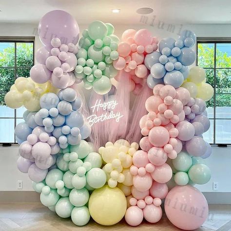 Rainbow Balloon Garland, Birthday Party Pink, Baby Shower Balloon Decorations, Balloon Holders, Wedding Happy, Pastel Balloons, Garland Arch, Rainbow Balloons, Birthday Party Balloon