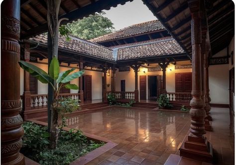 Indian Courtyard, Chettinad House, Kerala Traditional House, Indian House Design, Indian Houses, Courtyard House Plans, Interior Design Your Home, Indian Home Design, Kerala House Design