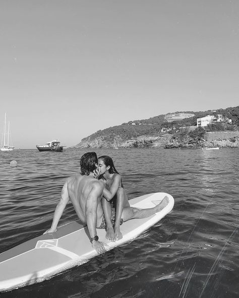 Shotting Photo, Summer Romance, My Kind Of Love, The Love Club, Foto Poses, Photo Couple, Instagram Summer, Old Money Aesthetic, Paros