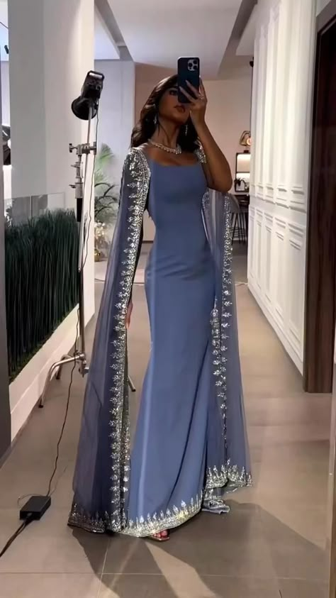 Aesthetic Gown Dress, Prom Dresses 2024 With Sleeves, Dubai Evening Dress, Mermaid Gowns Wedding, Evening Gowns Modest, Unique Outfits For Wedding, Wedding Guest Dress Arab, Arabic Gown Design, Modest Dresss