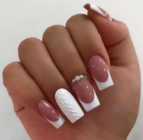 French Manicure Acrylic Nails, Fall Acrylic Nails, Short Acrylic Nails Designs, Square Acrylic Nails, Fire Nails, Pretty Acrylic Nails, Fancy Nails, Chic Nails, Short Acrylic Nails