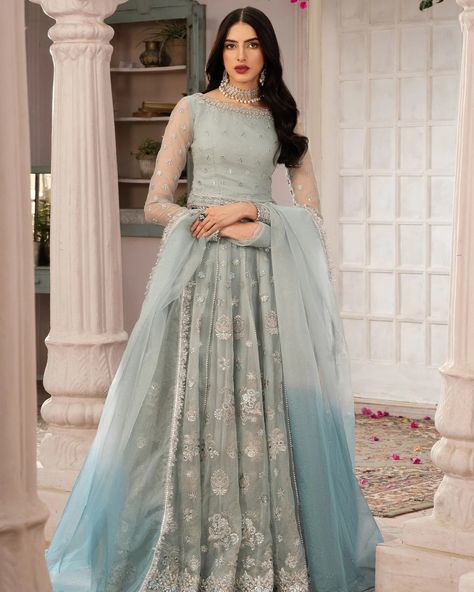 10.10 Sale ✨ UPTO 75% OFF on festive wear 😍 Brand: Rang-e-Haya CLICK LINK IN BIO TO SHOP 🛍️ Sequence Lehenga, Blue Dupatta, Luxury Pret, Organza Shirt, Simple Pakistani Dresses, Fall Wear, Ethereal Beauty, Pakistani Dresses, Festival Wear