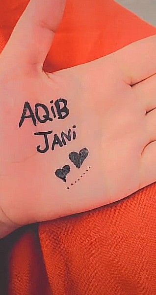 #Beautiful #Letters #MehndiTattooDesignForLovers #MehndiDesigns #tattoos #namewrite #writetattoos #neck #hand #heenatattoo #alphabets #Written #letters #loveletters #MehndiTattoo #stylishname #beautifulname #ManOo_BiLiiiii Tattoo Written, Written Letters, L Names, Beautiful Letters, Name Dp, Pen Tattoo, Stylish Name, Mehndi Tattoo, Name Writing